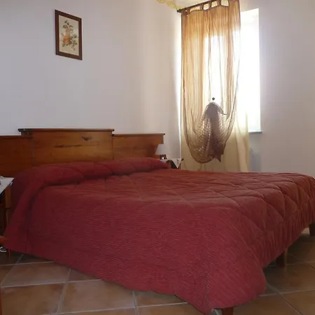 Farm stay Agriturismo Cascina Vrona Monteu Roero