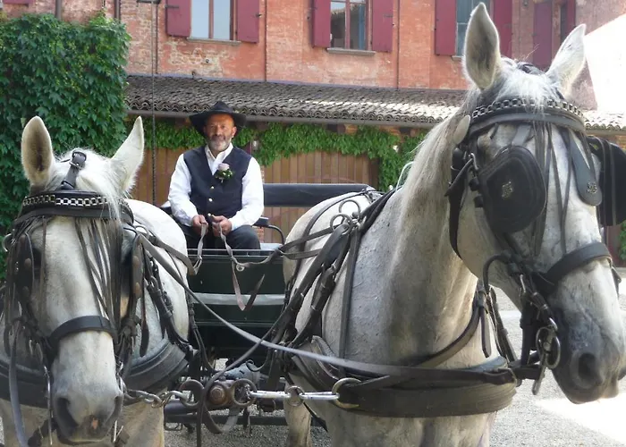 Agriturismo Cascina Vrona Monteu Roero