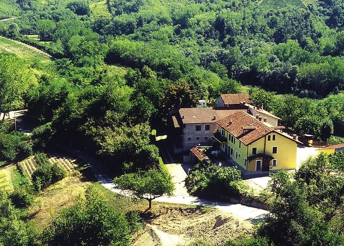 Agriturismo Cascina Vrona *